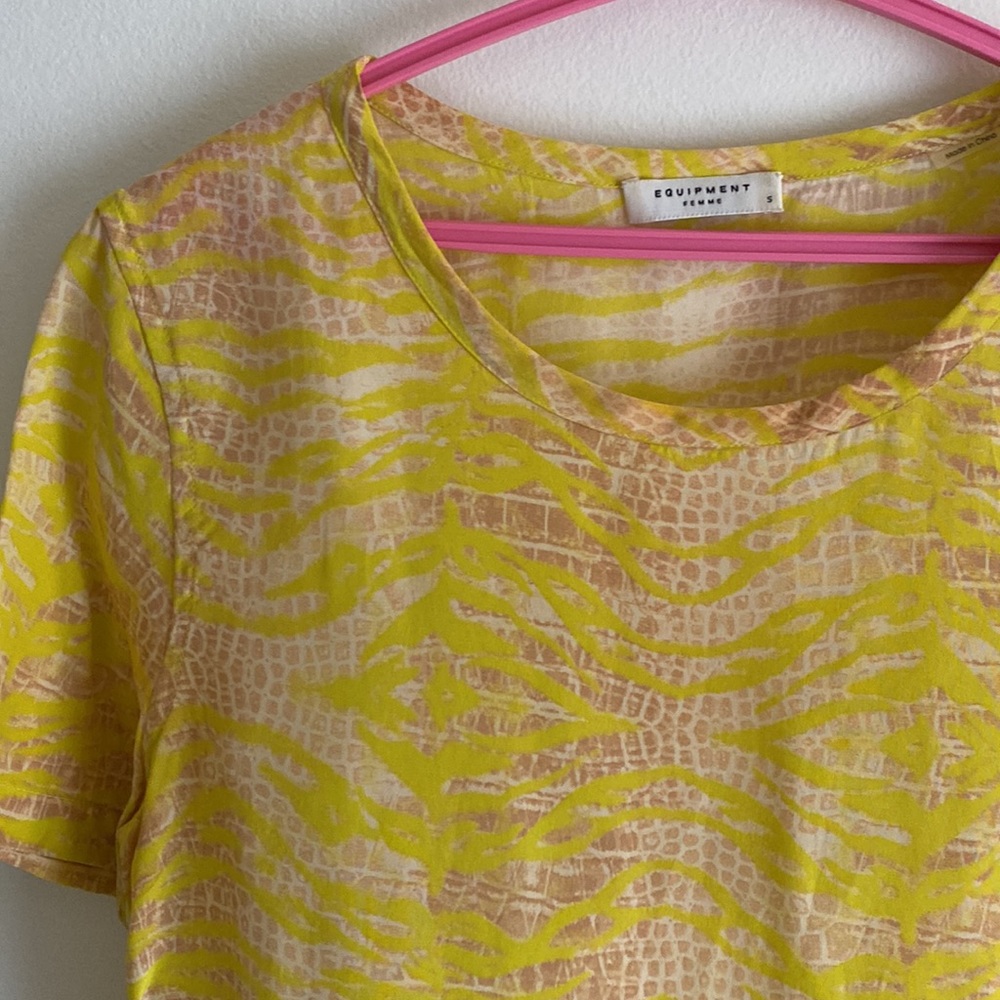 Equipment Yellow Printed Short Sleeve Silk Blouse - Picture 2 of 5